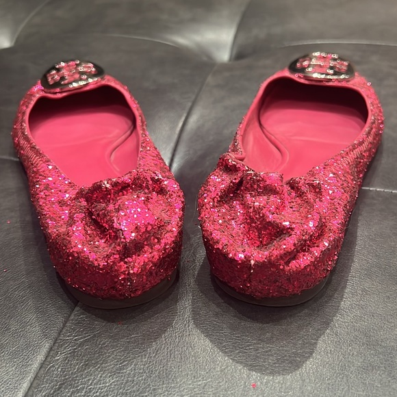 Tory Burch "Reva" Glitter Hot Pink with Silver Logo Flat Size 7.5 - Picture 6 of 7
